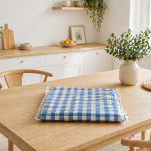 Alternative view of Față de masă bumbac 100%, albastru, 120×160 cm, model geometric, tratament teflon, rezistentă la pete